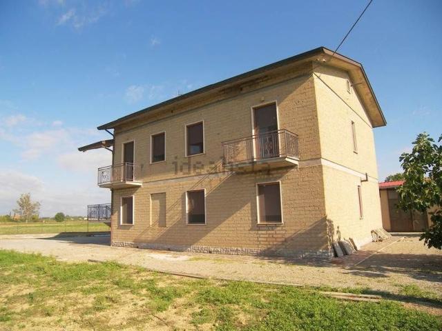 Villetta bifamiliare in vendita di 301 m² in Via Spinosa
