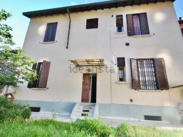 Villetta bifamiliare in vendita di 302 m² in Via Brusuglio, 49