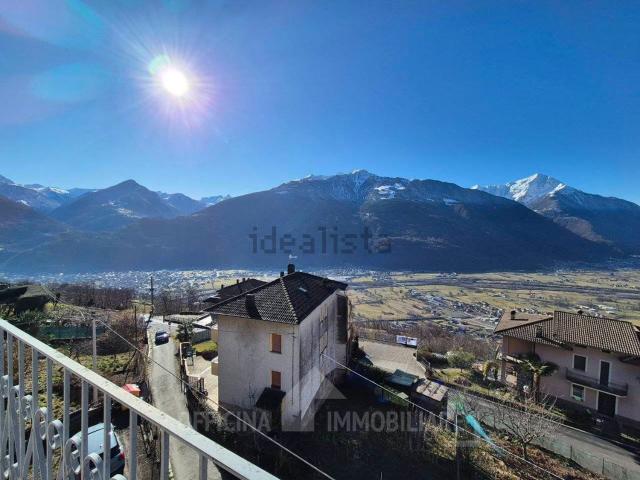 Villetta bifamiliare in vendita di 305 m² in Via Provinciale, 45