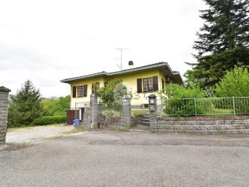 Villetta bifamiliare in vendita di 305 m²