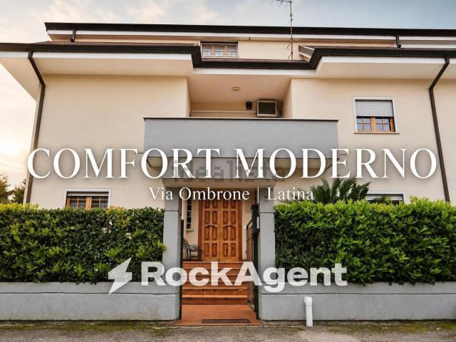 Villetta bifamiliare in vendita di 306 m² in Via Ombrone, 5
