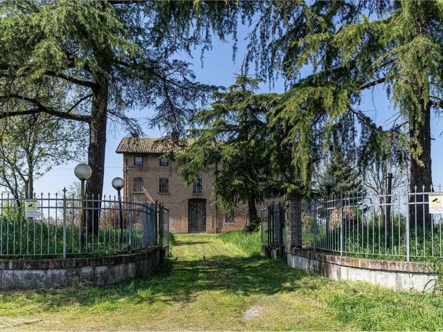 Villetta bifamiliare in vendita di 308 m²