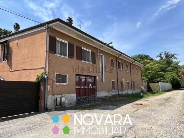 Villetta bifamiliare in vendita di 309 m² in Via dei Partigiani, 10