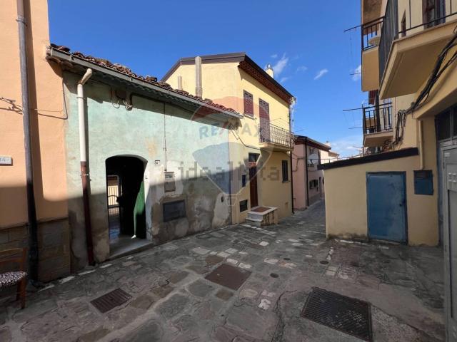 Villetta bifamiliare in vendita di 30 m² in Via Capitano Augusto Digilio