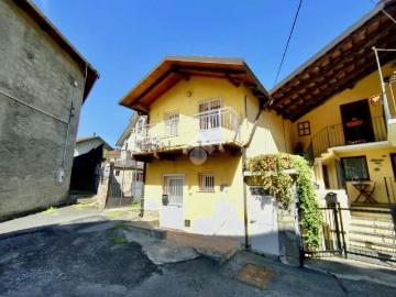 Villetta bifamiliare in vendita di 30 m² in Vicolo dei Fiori, 2