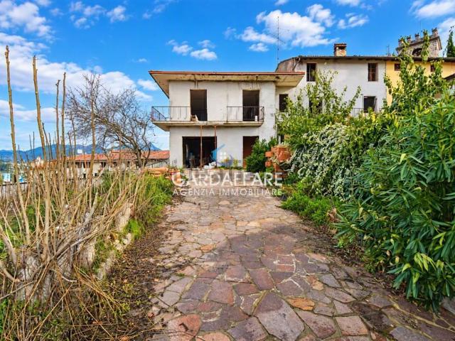 Villetta bifamiliare in vendita di 310 m²