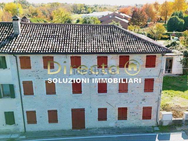 Villetta bifamiliare in vendita di 312 m² in Piazza Granza