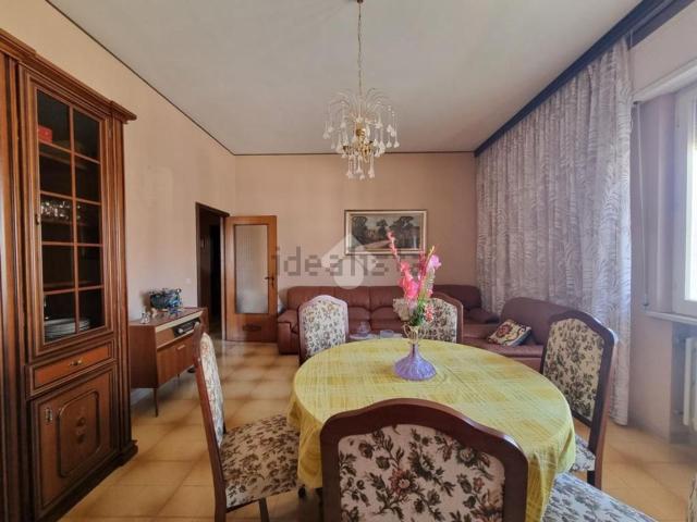 Villetta bifamiliare in vendita di 315 m² in Via Meazza, 23