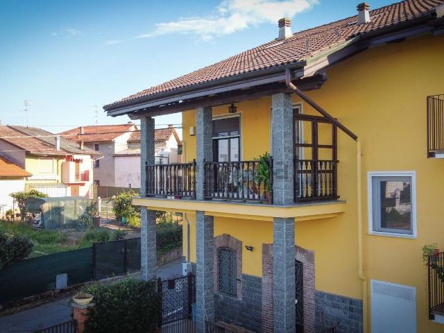 Villetta bifamiliare in vendita di 316 m² in Via Costantino Crosa, 12