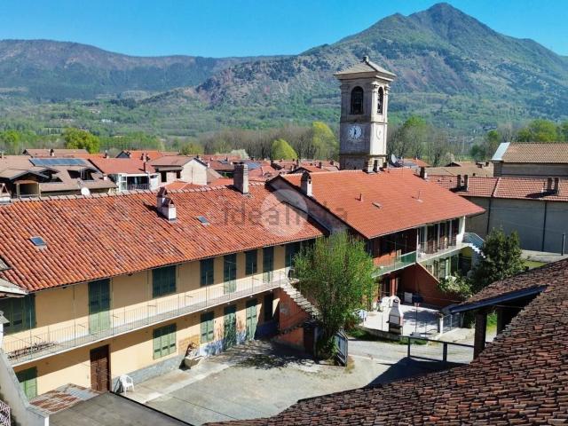 Villetta bifamiliare in vendita di 318 m² in Via Blandino, 10