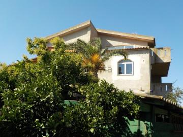 Villetta bifamiliare in vendita di 318 m² in Via delle Querce