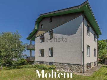 Villetta bifamiliare in vendita di 320 m² in Via Carlo Baravalle, 23