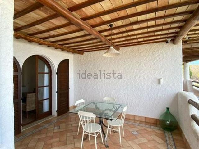 Villetta bifamiliare in vendita di 320 m² in Via Chiappinello, 18