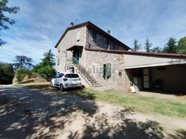 Villetta bifamiliare in vendita di 328 m²