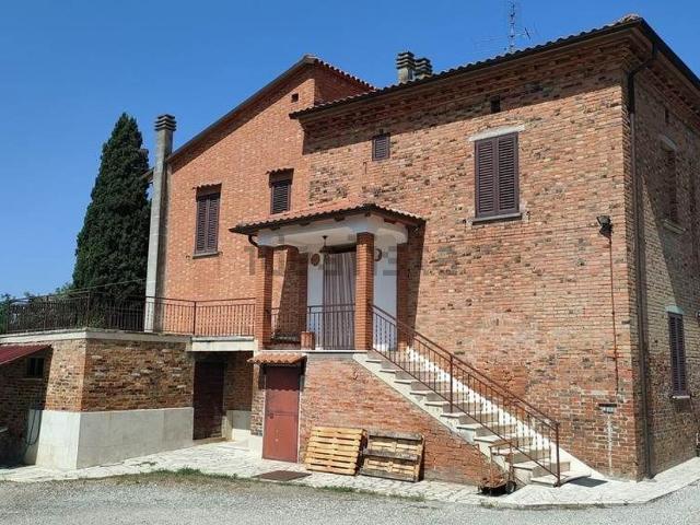Villetta bifamiliare in vendita di 333 m² in Località caselle, 90
