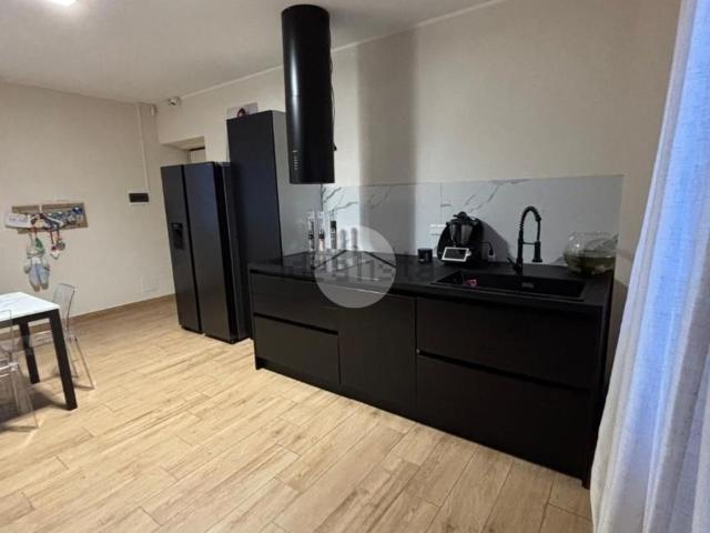 Villetta bifamiliare in vendita di 330 m² in Via del Lupo, 1