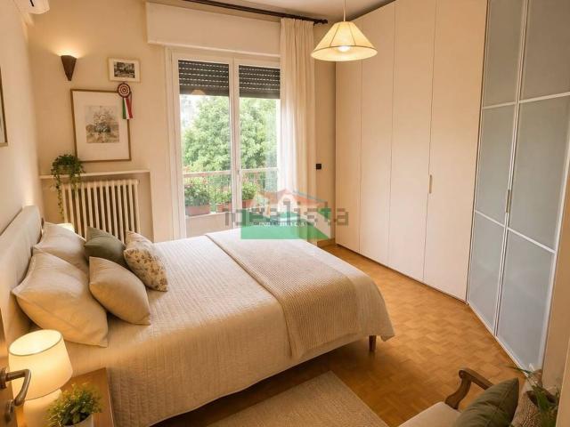 Villetta bifamiliare in vendita di 330 m² in Via Giulio Morelli