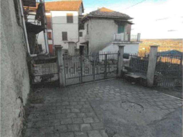 Villetta bifamiliare in vendita di 331 m² in Via Osvaldo Caldano, 2