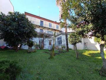 Villetta bifamiliare in vendita di 331 m² in Viale Bianco Corrado, 7
