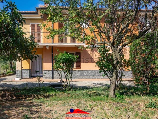 Villetta bifamiliare in vendita di 337 m² in Via Giuseppe Marino, 30