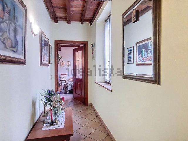 Villetta bifamiliare in vendita di 440 m² in Via Roma, 23