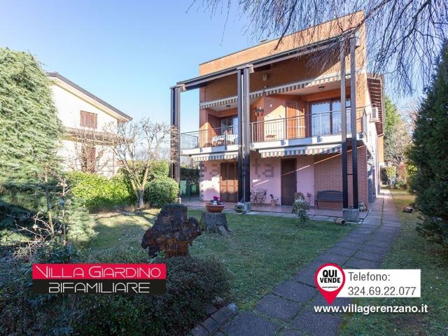Villetta bifamiliare in vendita di 441 m² in Via Monte Rosa