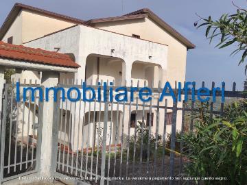 Villetta bifamiliare in vendita di 450 m² in Via vigne, 6