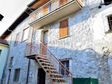 Villetta bifamiliare in vendita di 45 m² in Via Chiesa