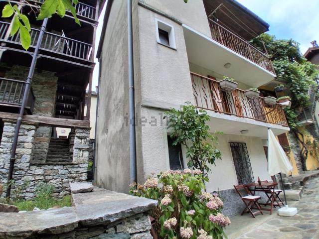 Villetta bifamiliare in vendita di 46 m² in Via Centro, 11