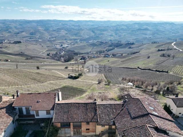Villetta bifamiliare in vendita di 479 m² in Via Vassalli, 17