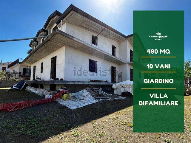 Villetta bifamiliare in vendita di 480 m² in Strada Statale 7 bis