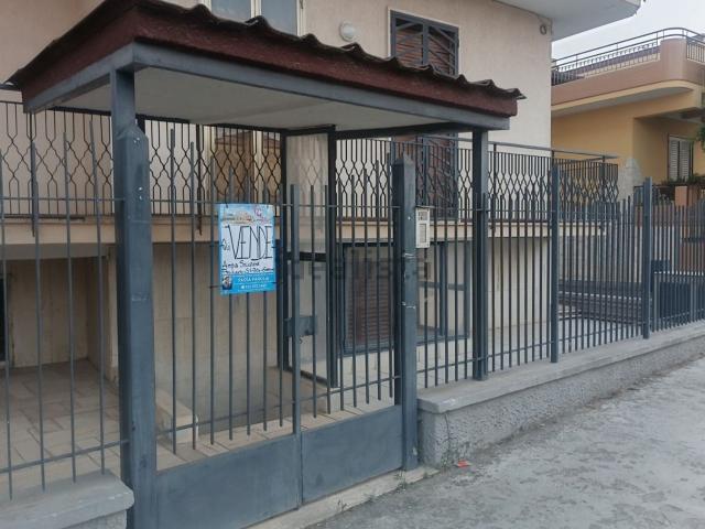 Villetta bifamiliare in vendita di 480 m² in Via XX Settembre