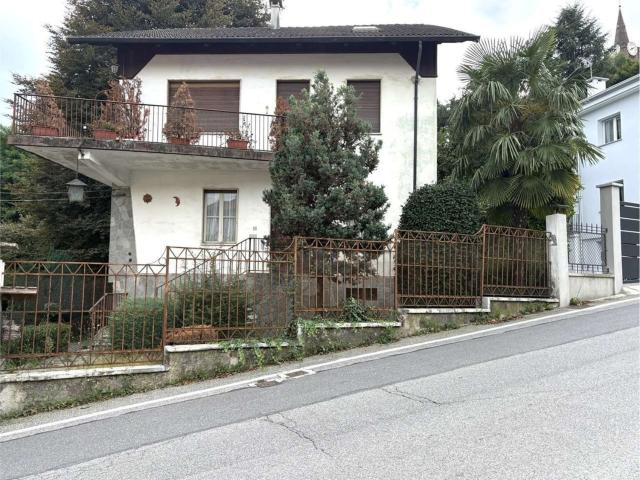 Villetta bifamiliare in vendita di 480 m² in Via della Cittadella, 11