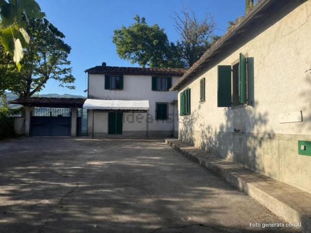 Villetta bifamiliare in vendita di 400 m²