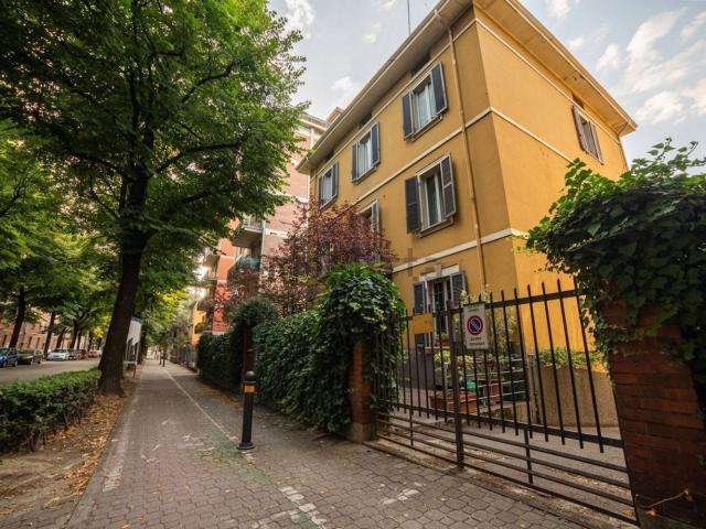 Villetta bifamiliare in vendita di 410 m²
