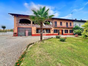 Villetta bifamiliare in vendita di 423 m² in Via della Repubblica, 24
