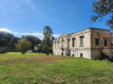 Villetta bifamiliare in vendita di 420 m² in Via Madonna della Salute, 9