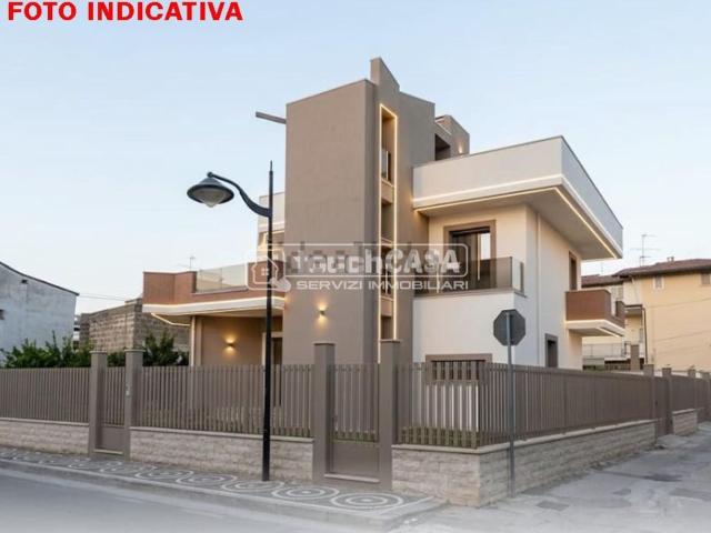 Villetta bifamiliare in vendita di 420 m² in Viale Alessandro Manzoni, 48