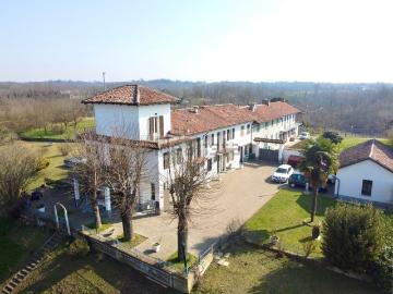 Villetta bifamiliare in vendita di 430 m² in Località Quarto Superiore, 39