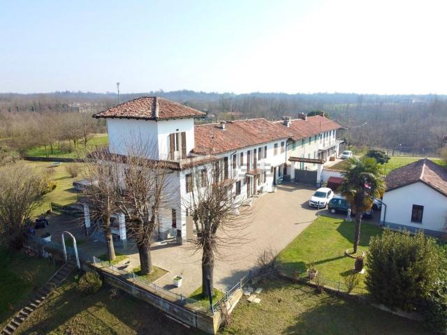 Villetta bifamiliare in vendita di 430 m² in Località Quarto Superiore, 39