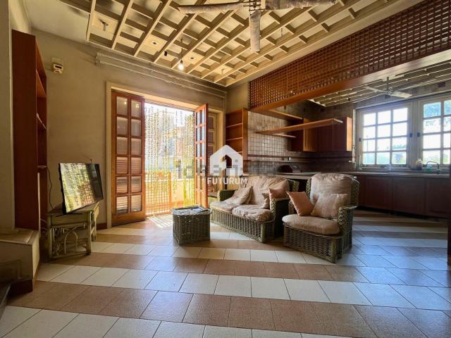 Villetta bifamiliare in vendita di 545 m² in Via Principe di San Nicandro, 50