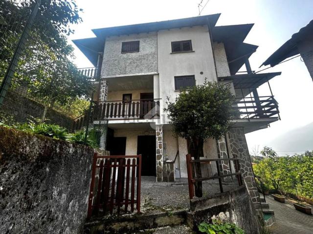 Villetta bifamiliare in vendita di 55 m² in Via Cà di Rocc, 80