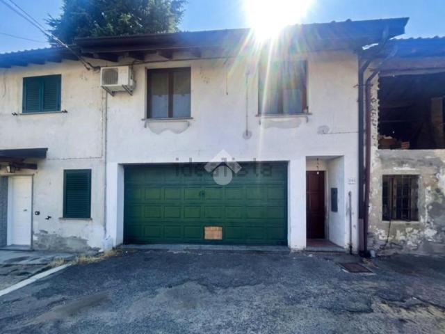 Villetta bifamiliare in vendita di 55 m² in Via Caduti, 245