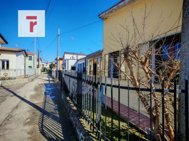 Villetta bifamiliare in vendita di 55 m² in Via Voltabarozzo