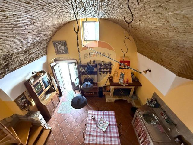 Villetta bifamiliare in vendita di 55 m² in Vico Terzo Sant&apos Innocenzo, 2
