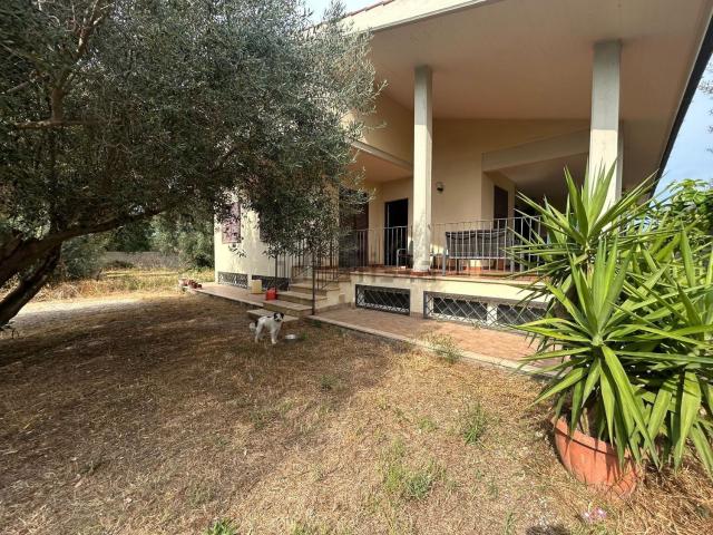 Villetta bifamiliare in vendita di 57 m² in Via dell&apos Acquedotto Statua
