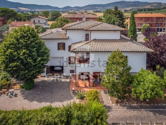 Villetta bifamiliare in vendita di 580 m² in Via di Mugnano