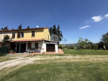 Villetta bifamiliare in vendita di 500 m² in Via Ciro Pavisa, 29
