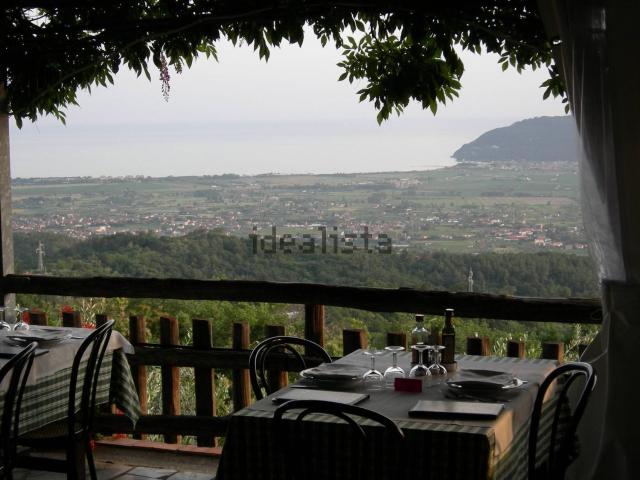 Villetta bifamiliare in vendita di 500 m² in Via Marciano
