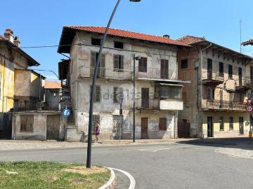 Via Ranzoni, Via Dino Garrone - Giardino